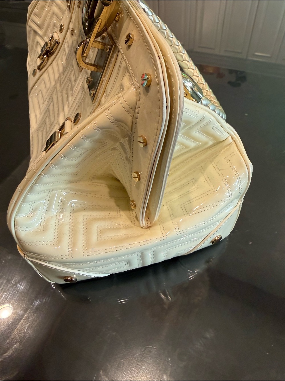 Vintage Gianni Versace Couture White Patent Leather Top Handle Bag Made in Italy - Picture 9 of 16